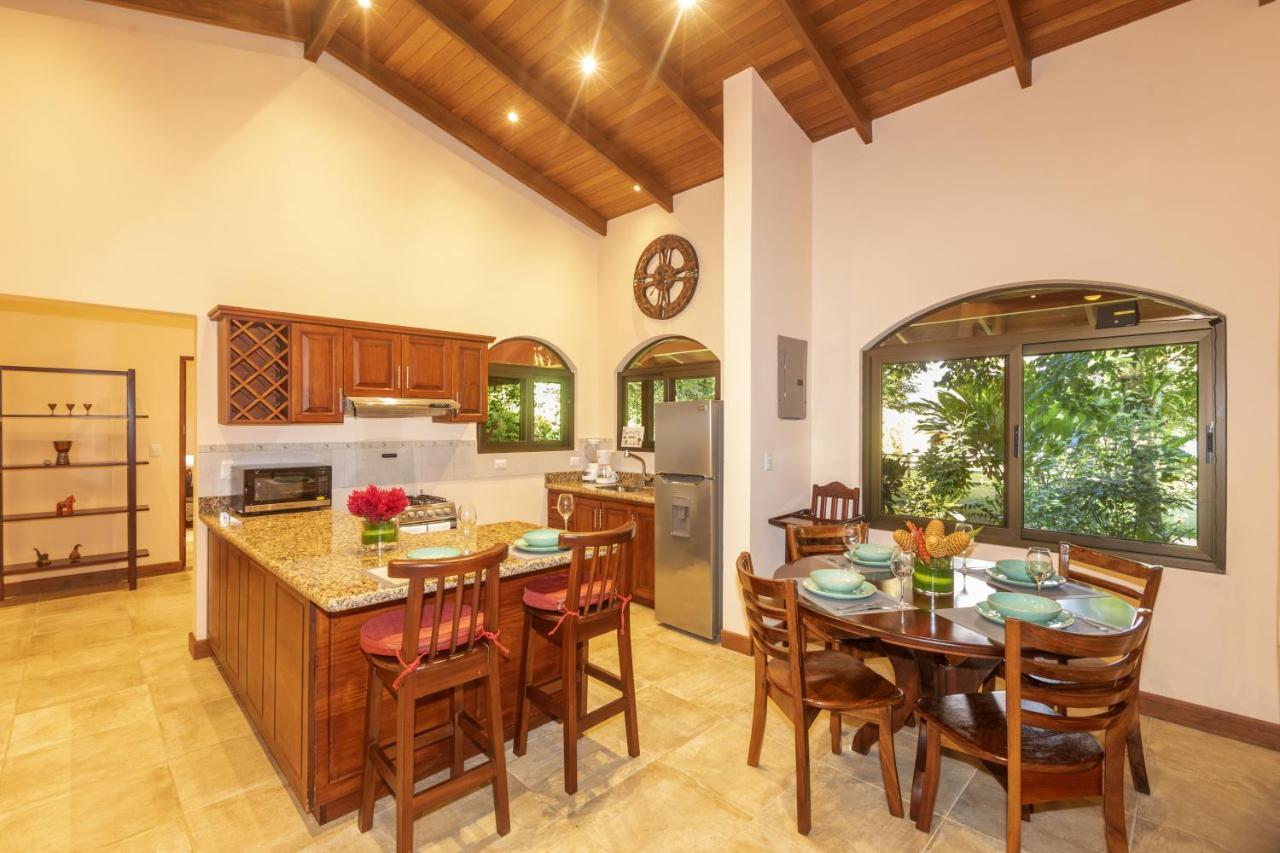 "Hana'S Celeste Retreat" Large Modern Villa Sleeps 6 On 20 Acres Of Nature! Bijagua Luaran gambar