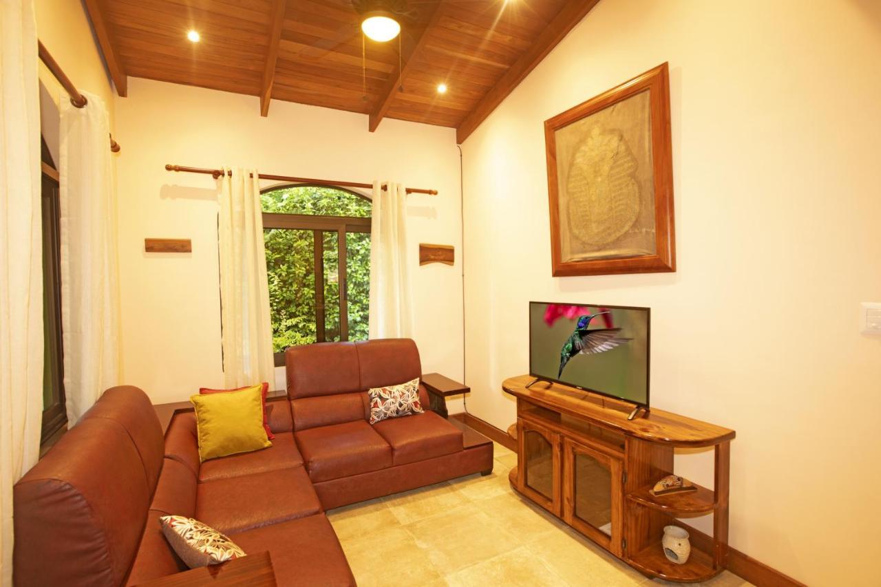 "Hana'S Celeste Retreat" Large Modern Villa Sleeps 6 On 20 Acres Of Nature! Bijagua Luaran gambar